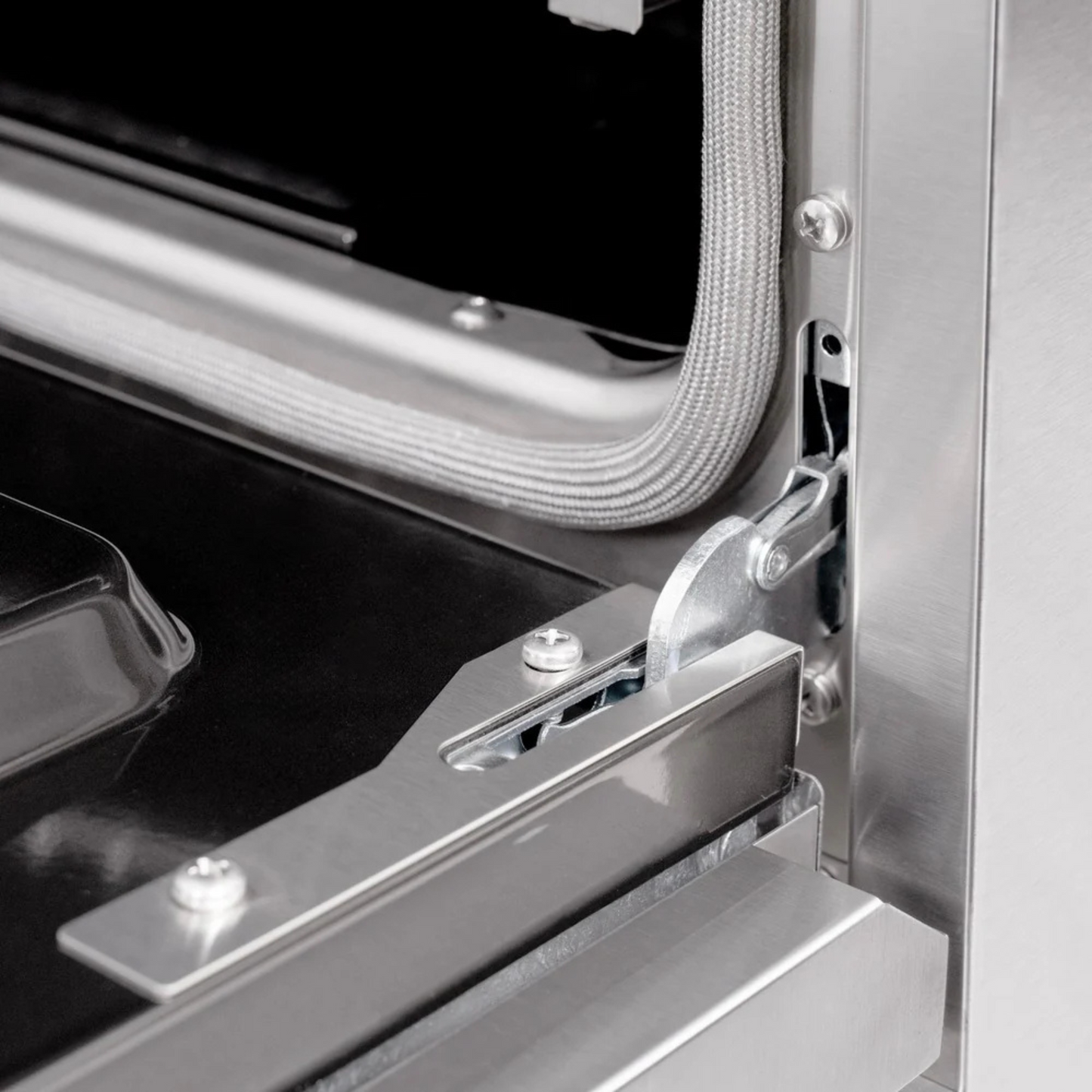 ZLINE 48 in. 6.7 cu. ft. Classic Double Oven Gas Range with 8 Burner Cooktop in Stainless Steel