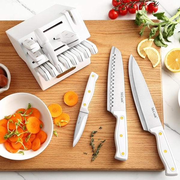 McCook® Knife Sets, White High Carbon Stainless Steel Kitchen Knife Sets with with Built-in Sharpener, 26-Piece Razor-Sharp Kitchen Knives