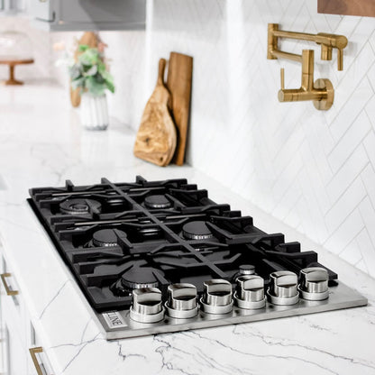 ZLINE  Gas Cooktop with 4 or 6 Gas Burners and Black Porcelain Top